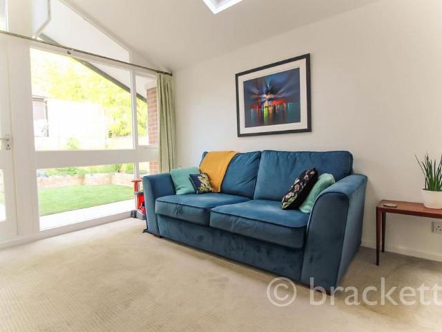 House for rent in Hawkenbury, Sandown Park
