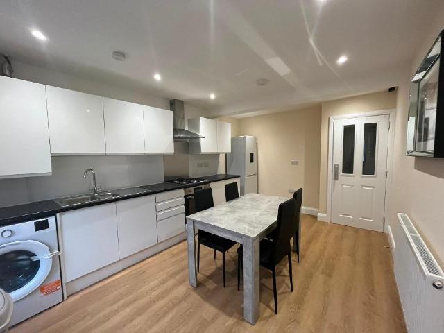 House for rent in Georgia, Greater Manchester