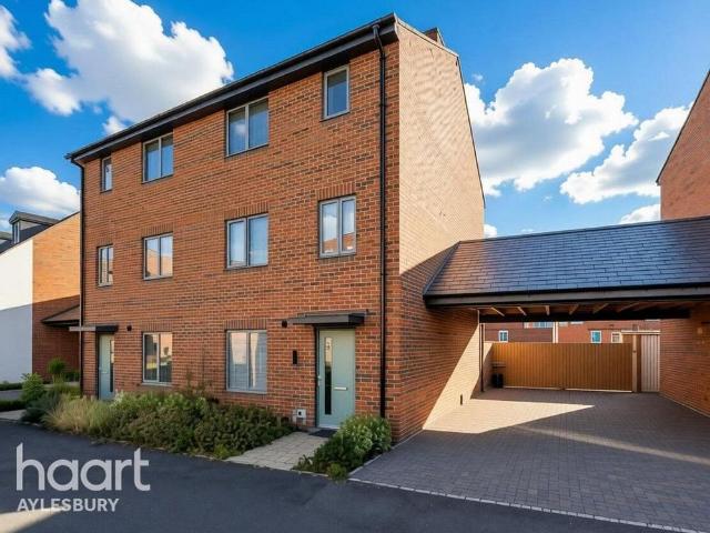 House for rent in Weston Turville