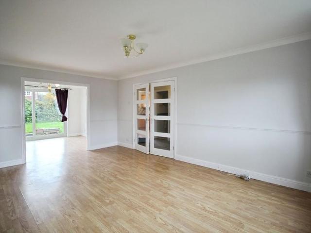 House for rent in Westminster Park, Two Mills