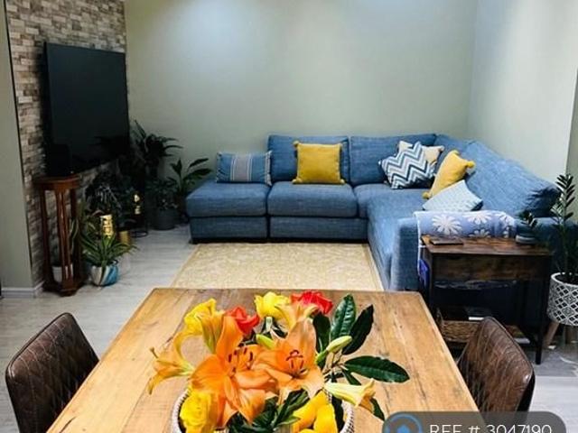 House for rent in Slaid Hill, Leeds