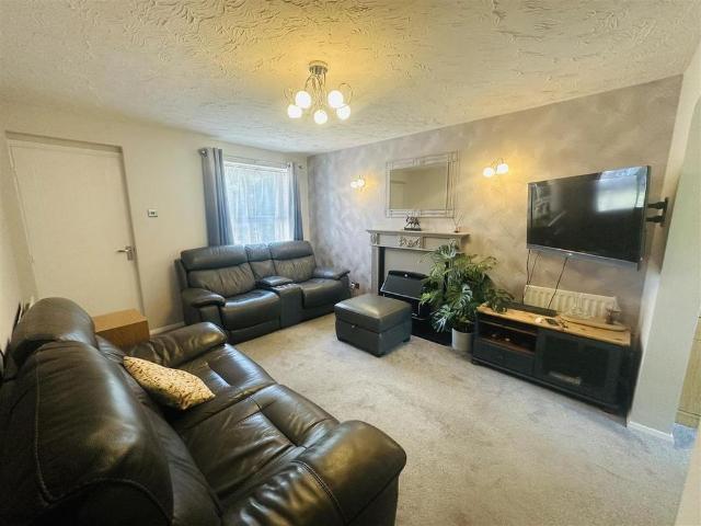 House for rent in Grove Farm, Nuneaton and Bedworth