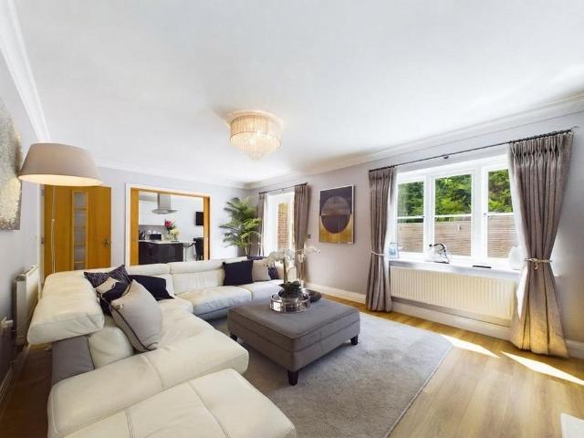 House for rent in Sindlesham, Winnersh
