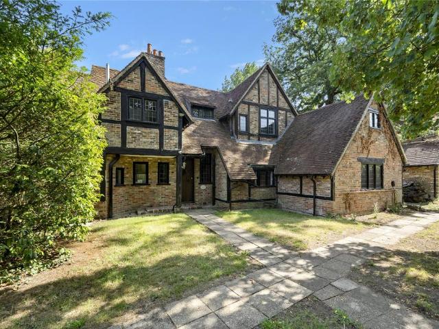 House for rent in Lower Green Esher, Blackhills