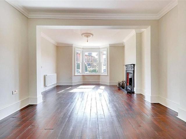 House for rent in Brook Street, Bourne Vale
