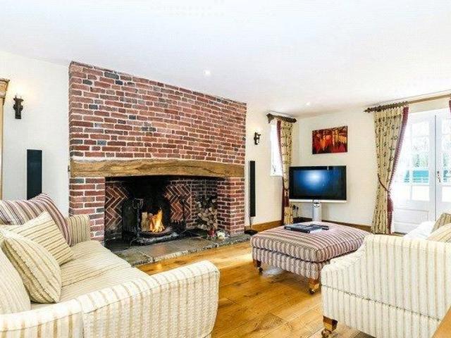 House for rent in Shottesbrooke, Binfield