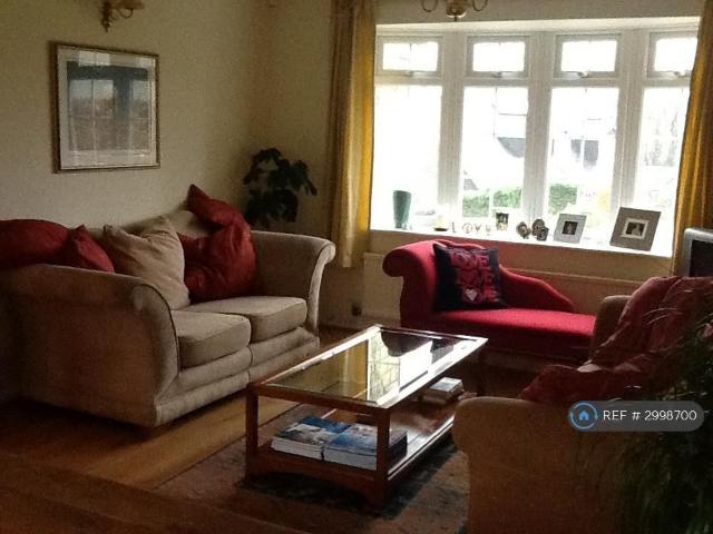 House for rent in Thrupp, School House
