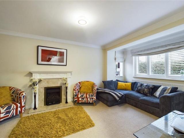 House for rent in Burghfield Common, West Berkshire
