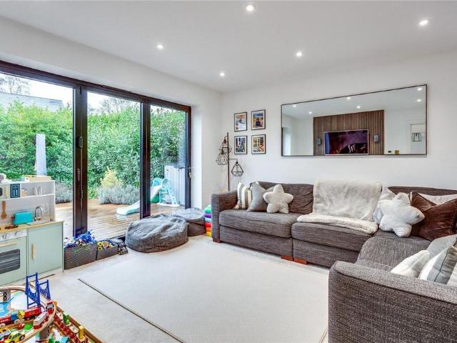 House for rent in Henley-on-Thames, Berrick Salome