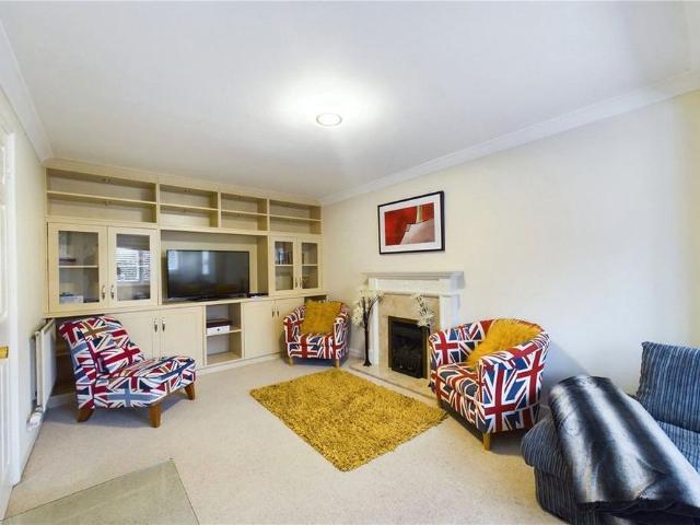 House for rent in Burghfield Common, West Berkshire