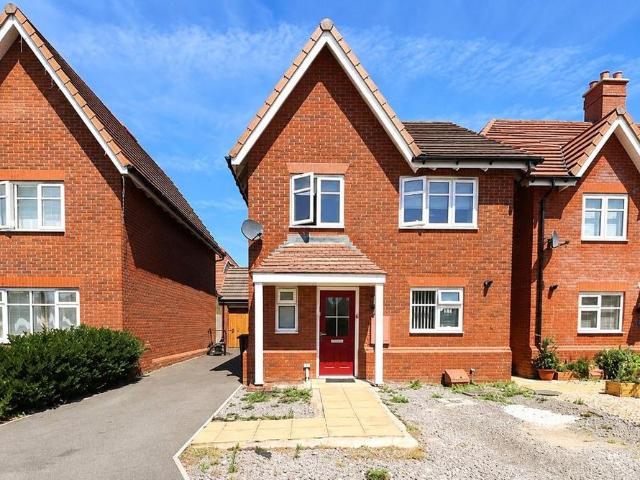 House for rent in Penhill, Swindon
