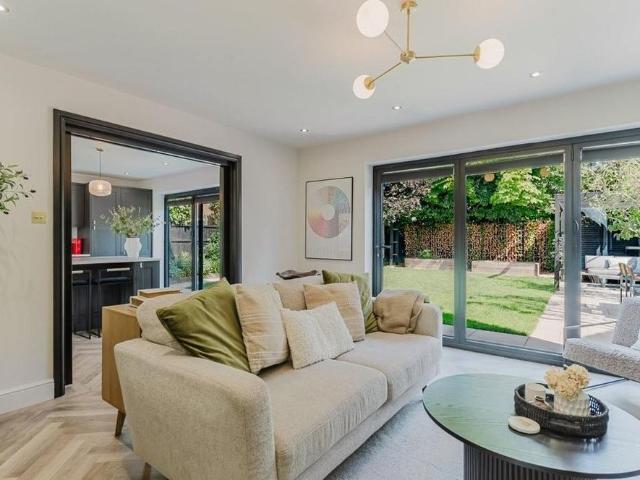 House for rent in Lillington, Green Close