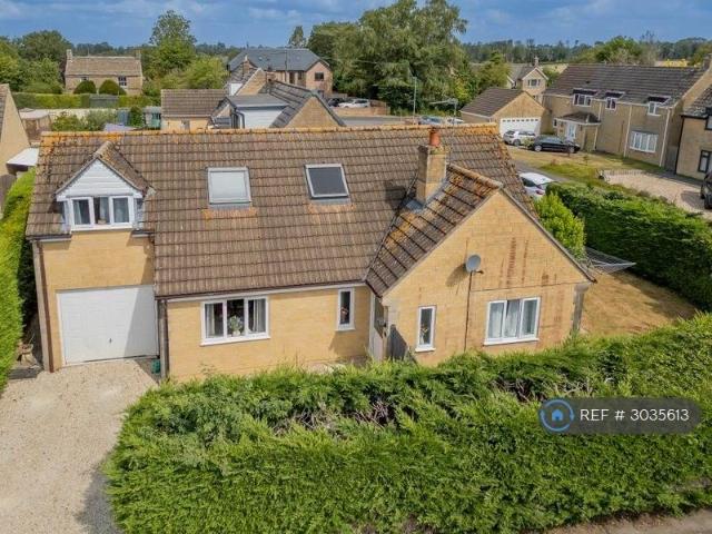 House for rent in Burton Hill, Milbourne