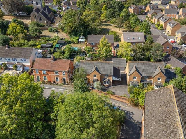 House for rent in Leighton Park, Westbury