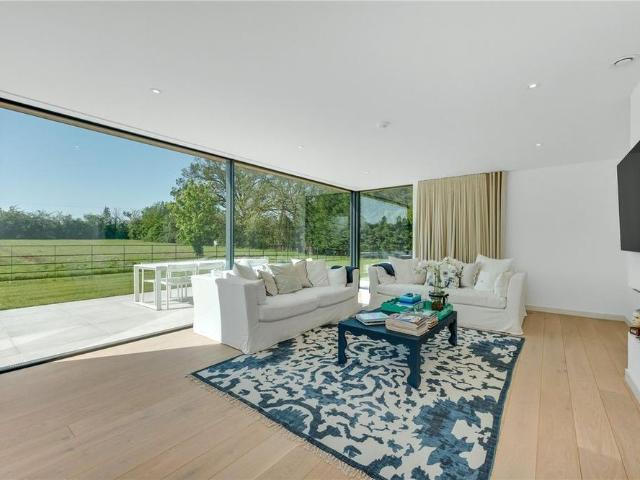 House for rent in Clewer Village, Windsor