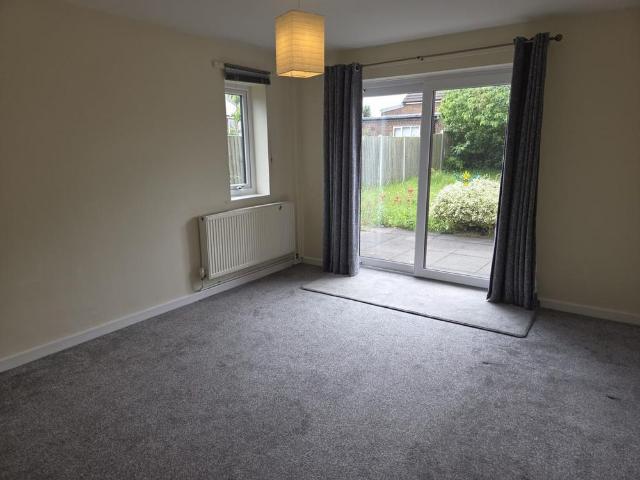 House for rent in Loundsley Green, East Midlands