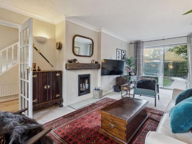 House for rent in Holtspur, Forty Green