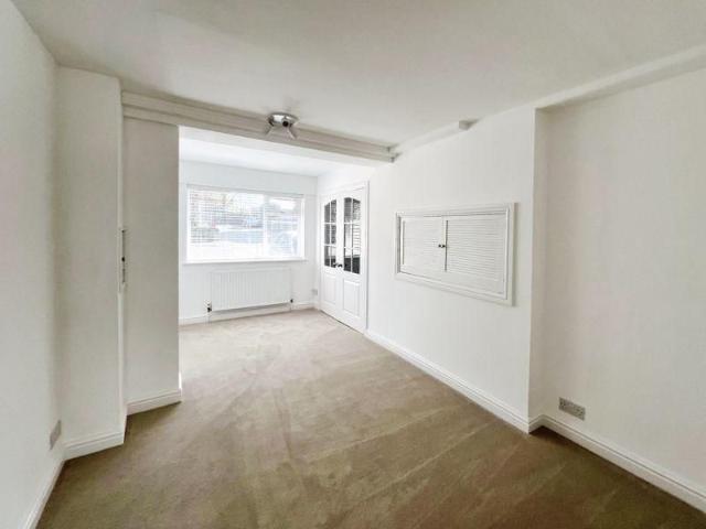 House for rent in The Haulgh, Lee Bank