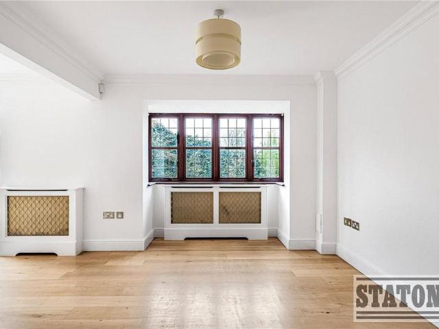 House for rent in London Borough of Enfield, Greater London