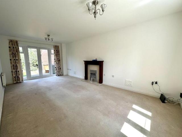 House for rent in Upton