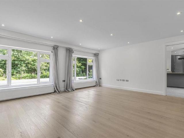 House for rent in Potters Bar, Hertfordshire