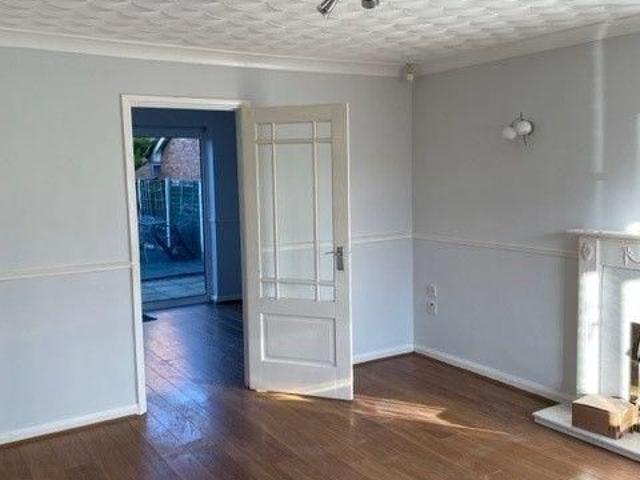 House for rent in Rossmore, Cheshire
