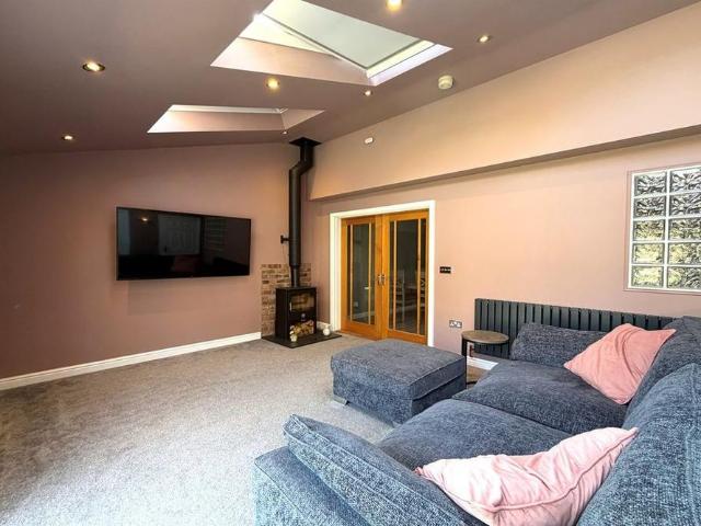 House for rent in Sandymoor, Daresbury