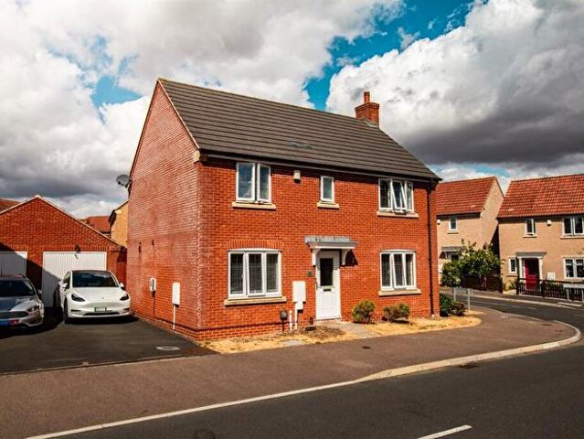 Apartment for rent in Woodthorpe, Elmfield