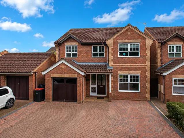 Apartment for rent in Shenley Brook End, Milton Keynes