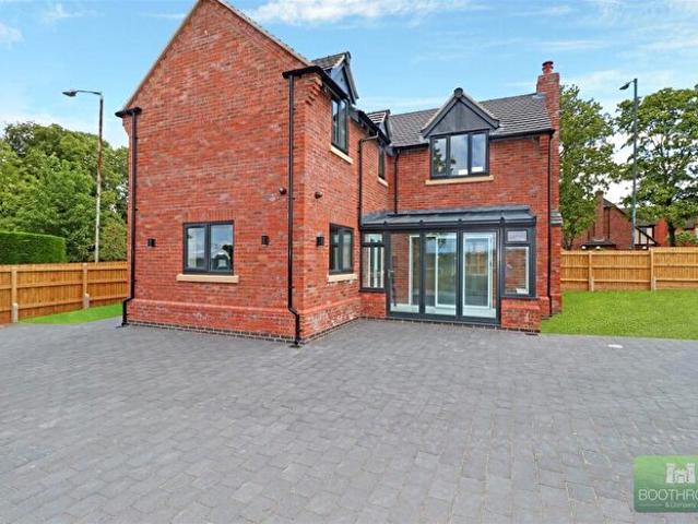 Apartment for rent in Green Close, Warwickshire