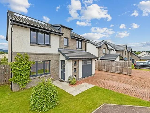 Apartment for rent in Crieff, Scotland