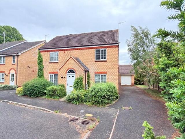 Apartment for rent in Stone with Bishopstone and Hartwell, Stone