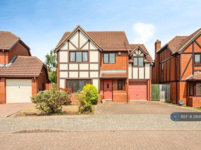 Apartment for rent in Shenley Brook End, Milton Keynes