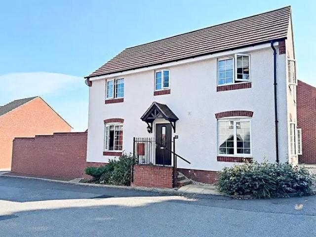 Apartment for rent in Keresley Green, Keresley