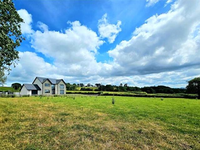Apartment for rent in Wales