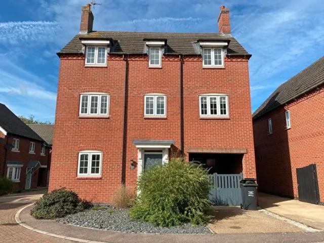 Apartment for rent in Elmfield, Leicestershire