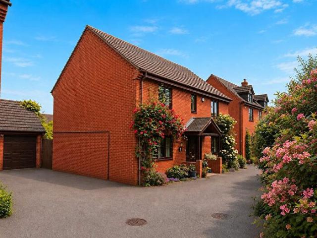 Apartment for rent in Shenley Brook End, Milton Keynes