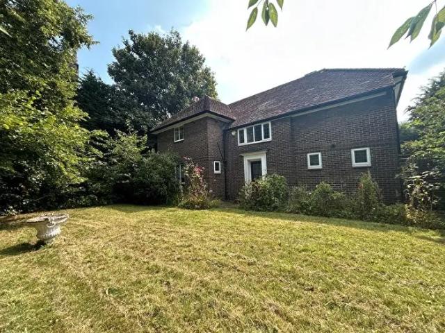 Apartment for rent in Beamhurst, Staffordshire