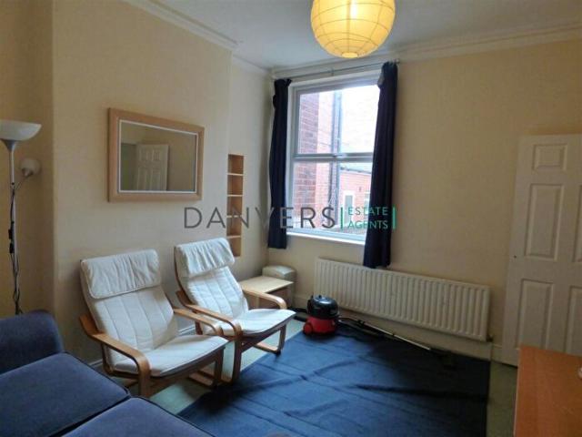 Apartment for rent in Bede Island, Old Wharf