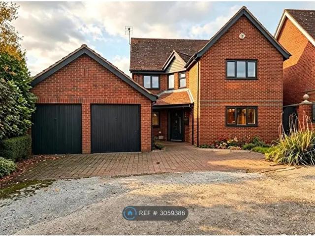 Apartment for rent in Willen, Milton Keynes