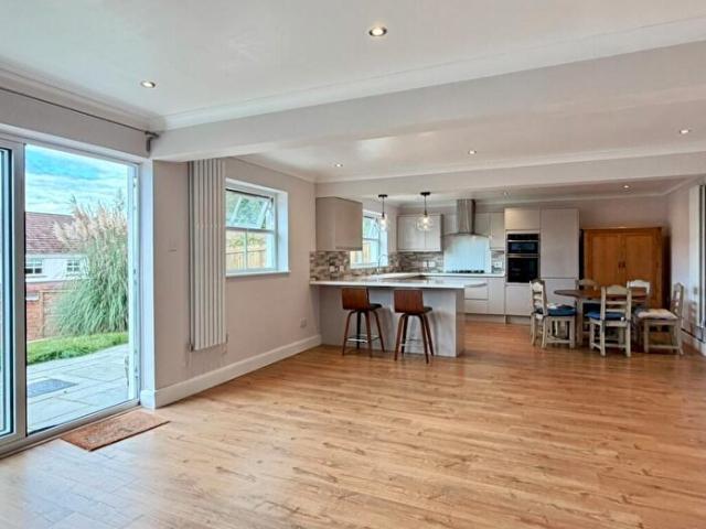 Apartment for rent in Gowerton, Wales