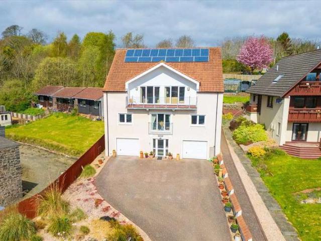 Farm for sale in Aberdour, Scotland