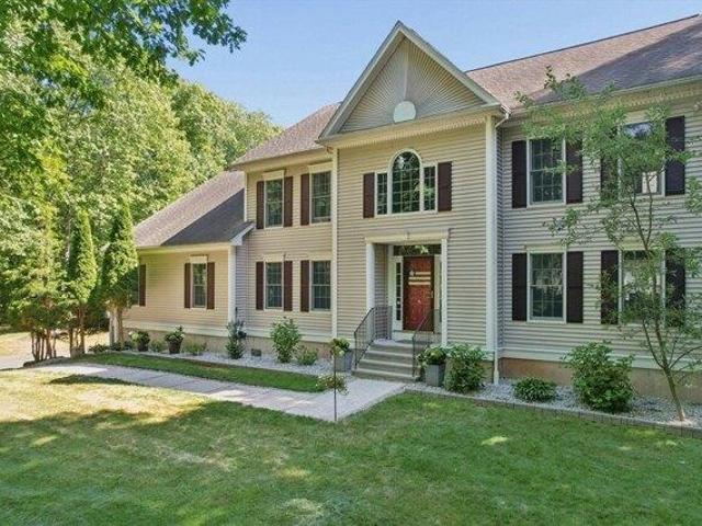 House for sale in Douglas, Massachusetts