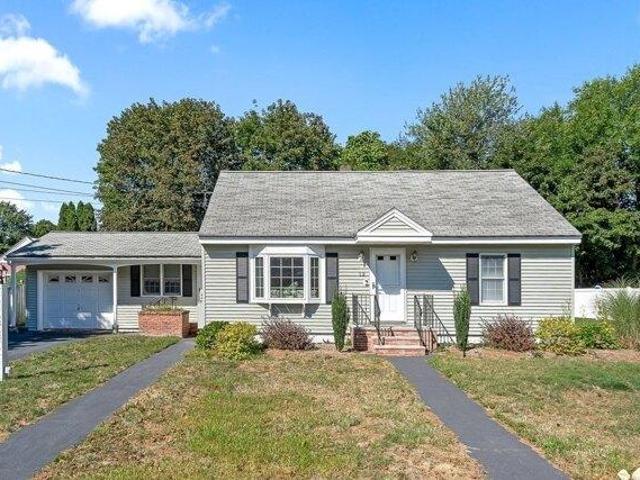 House for sale in Dracut, Middlesex County