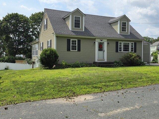 House for sale in Dudley, Massachusetts
