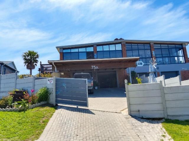 Property for sale in Mossel Bay, Garden Route District Municipality