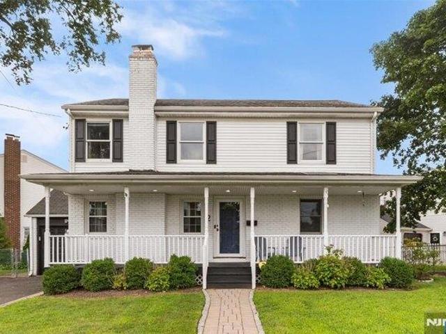 House for sale in Dumont, New Jersey
