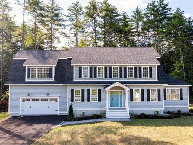 House for sale in Dunstable, Massachusetts