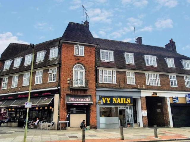 Apartment for sale in Hampstead Garden Suburb, Greater London