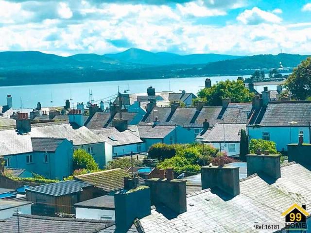 Apartment for sale in Beaumaris